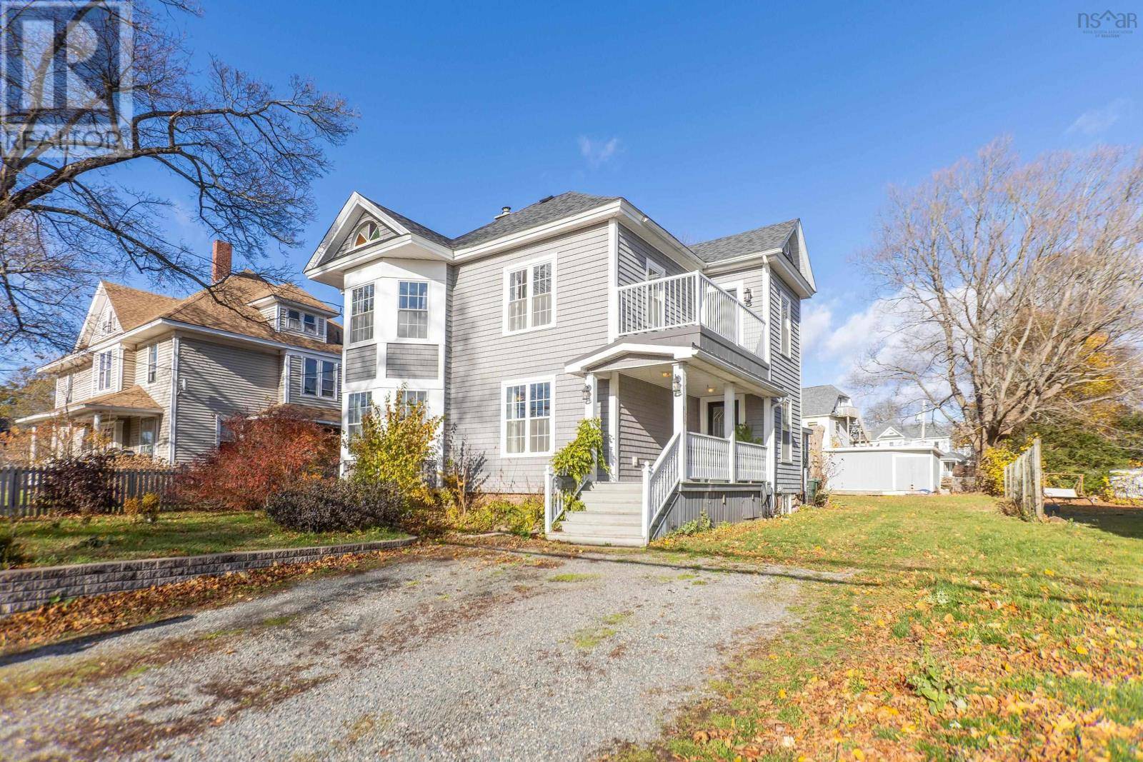 Amherst, NS B4H3B8,124 Church Street