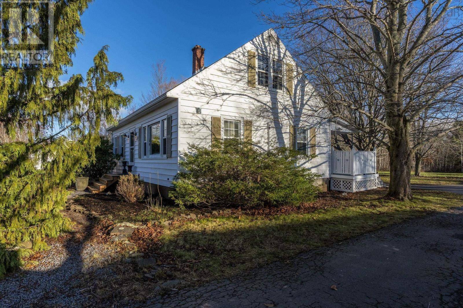 Middleton, NS B0S1P0,128 Main Street