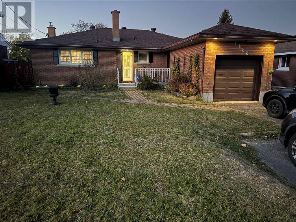 Sudbury, ON P3A2M1,1188 Woodbine Avenue