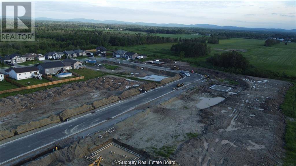 Val Caron, ON P3P1A3,4325 Larocque Avenue