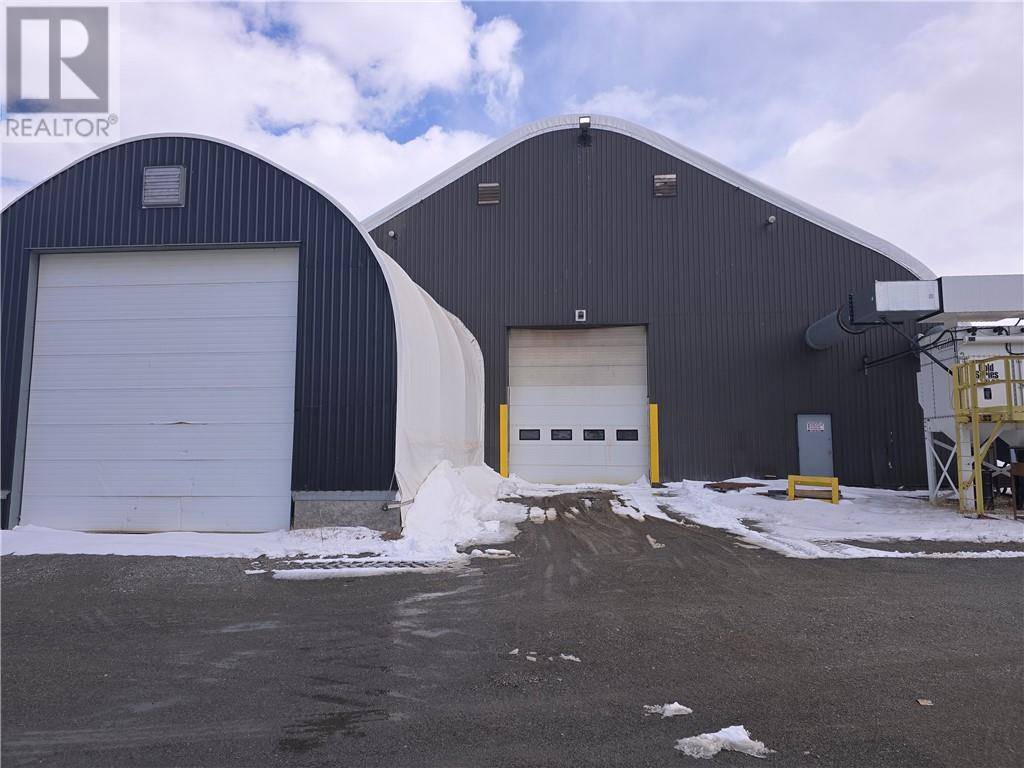 Sudbury, ON P3A5K1,939 Elisabella Street Unit# Back Shop