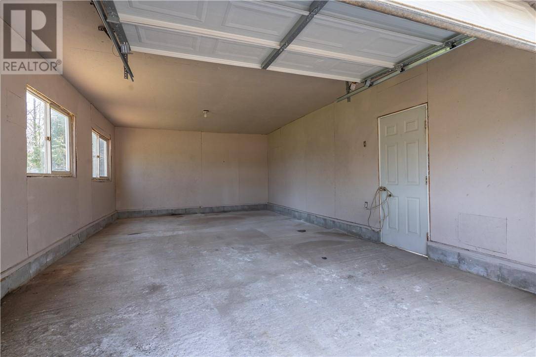 Hanmer, ON P3P0B3,5055 Dupuis Drive