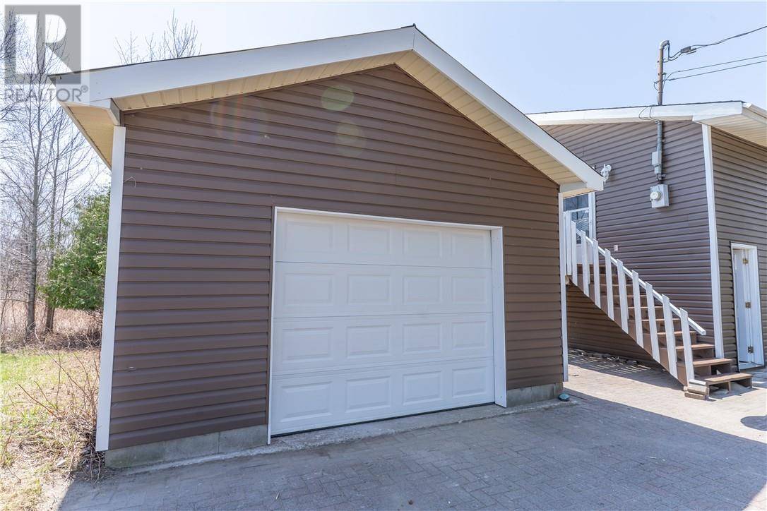 Hanmer, ON P3P0B3,5055 Dupuis Drive