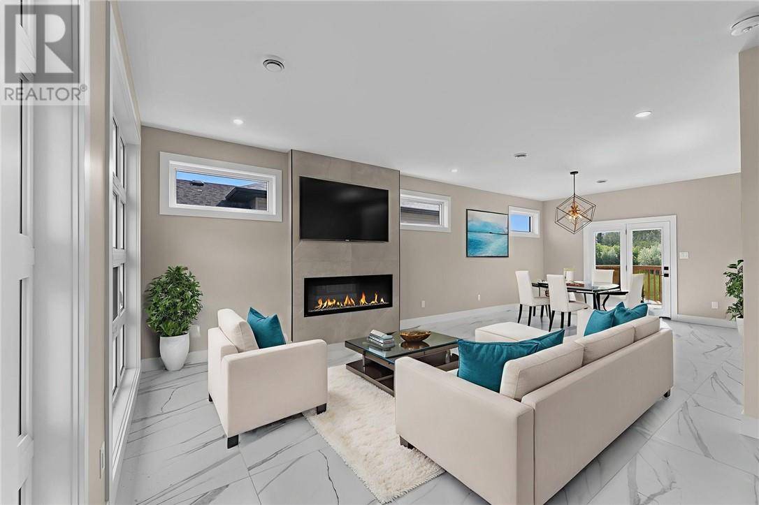 Azilda, ON P0M1B0,123 Hollybrook Crescent