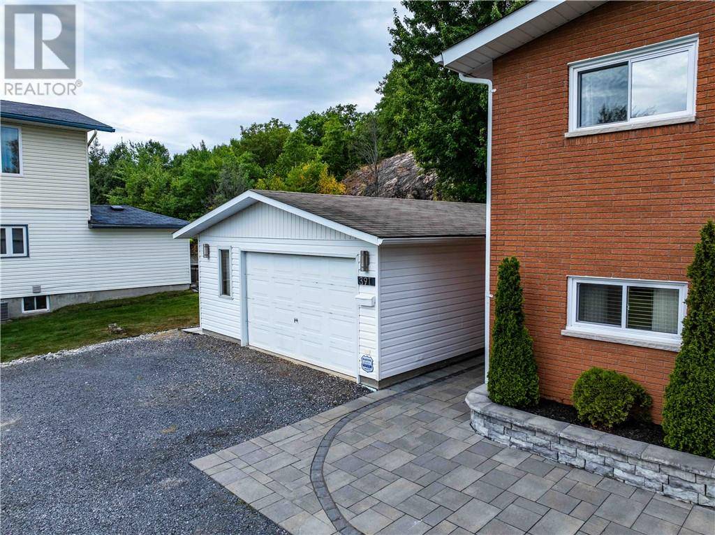 Sudbury, ON P3E5E1,391 Harrison Drive