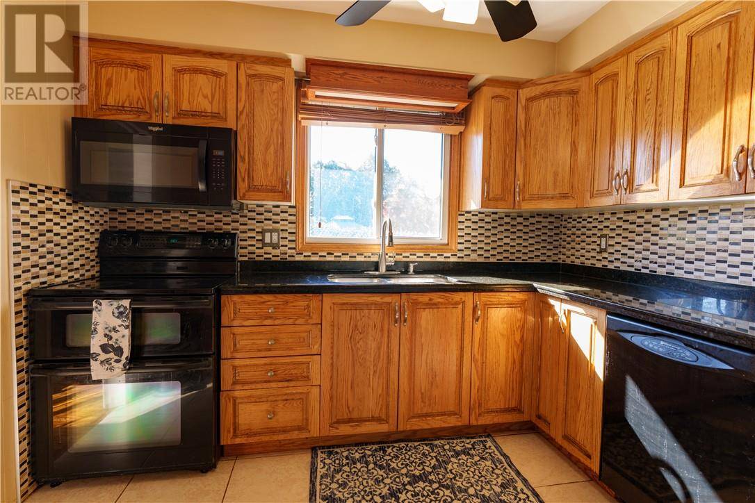 Greater Sudbury, ON P3A1B2,522 Westmount Avenue