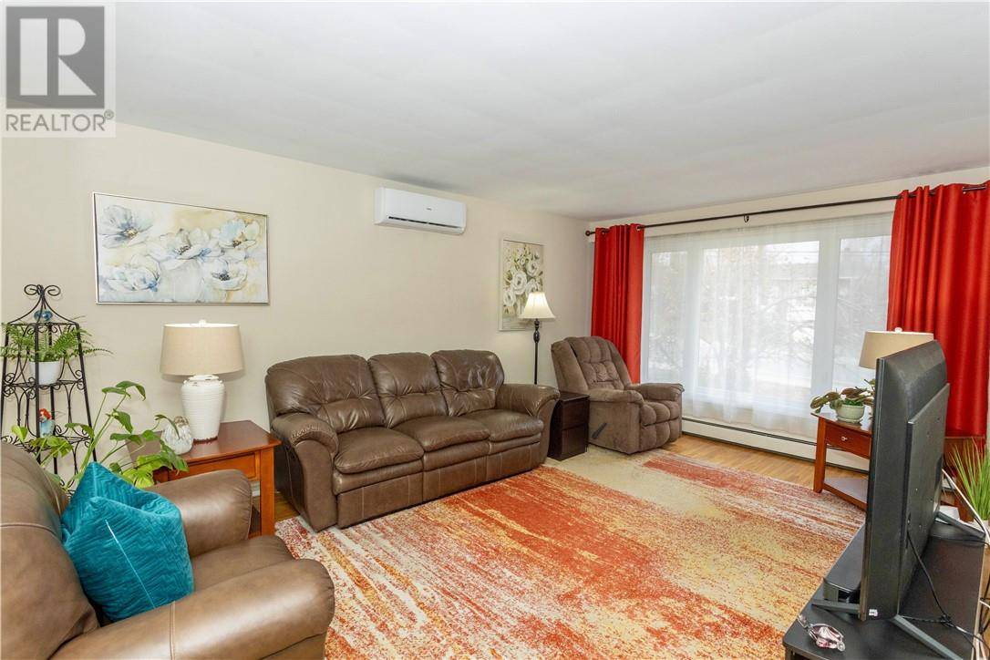 Greater Sudbury, ON P3E2L2,529 Bouchard Street