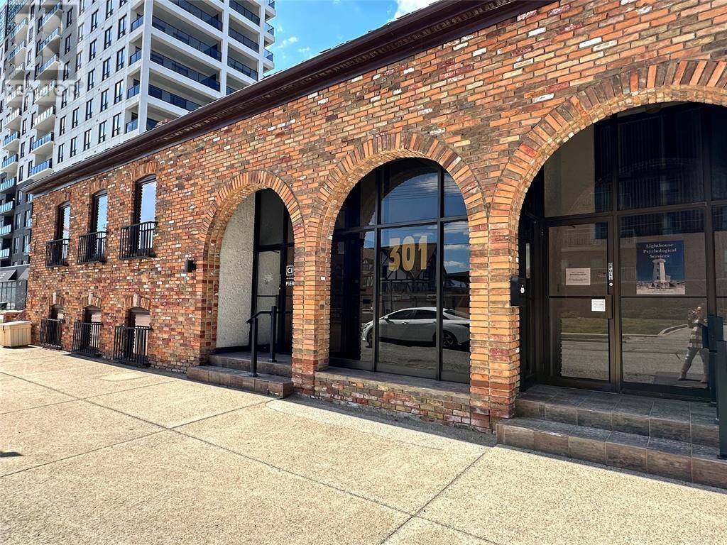 Sarnia, ON N7T5S6,301 FRONT ST North #A
