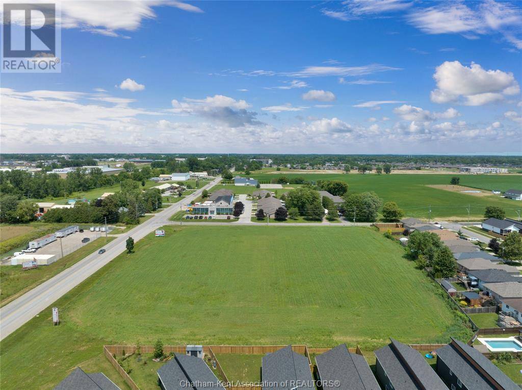 Chatham, ON N7M0M9,900 Park AVENUE West