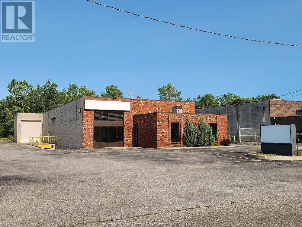 Oldcastle, ON N0R1L0,5350 BRENDAN LANE