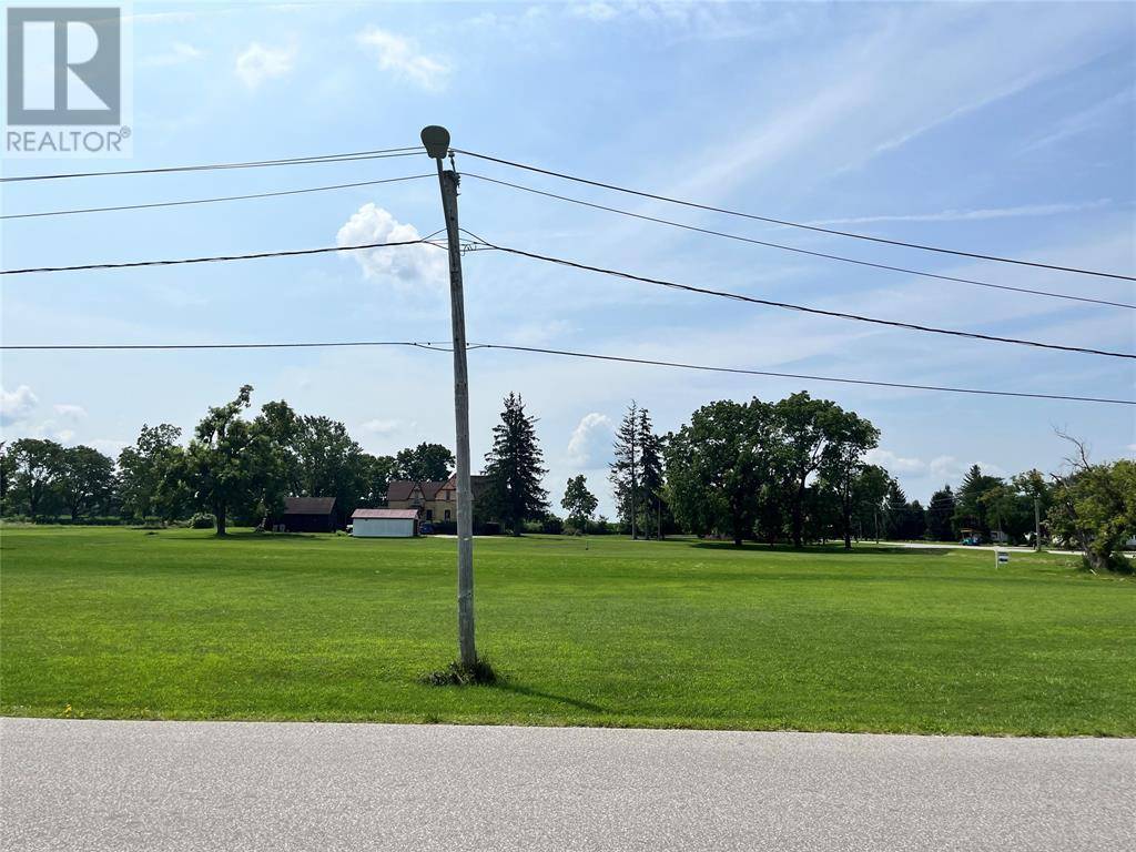 Brooke-alvinston, ON N0N1A0,3168 NAUVOO ROAD