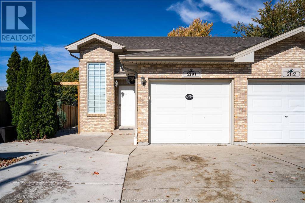 Amherstburg, ON N9V1M9,280 Simcoe #UPPER