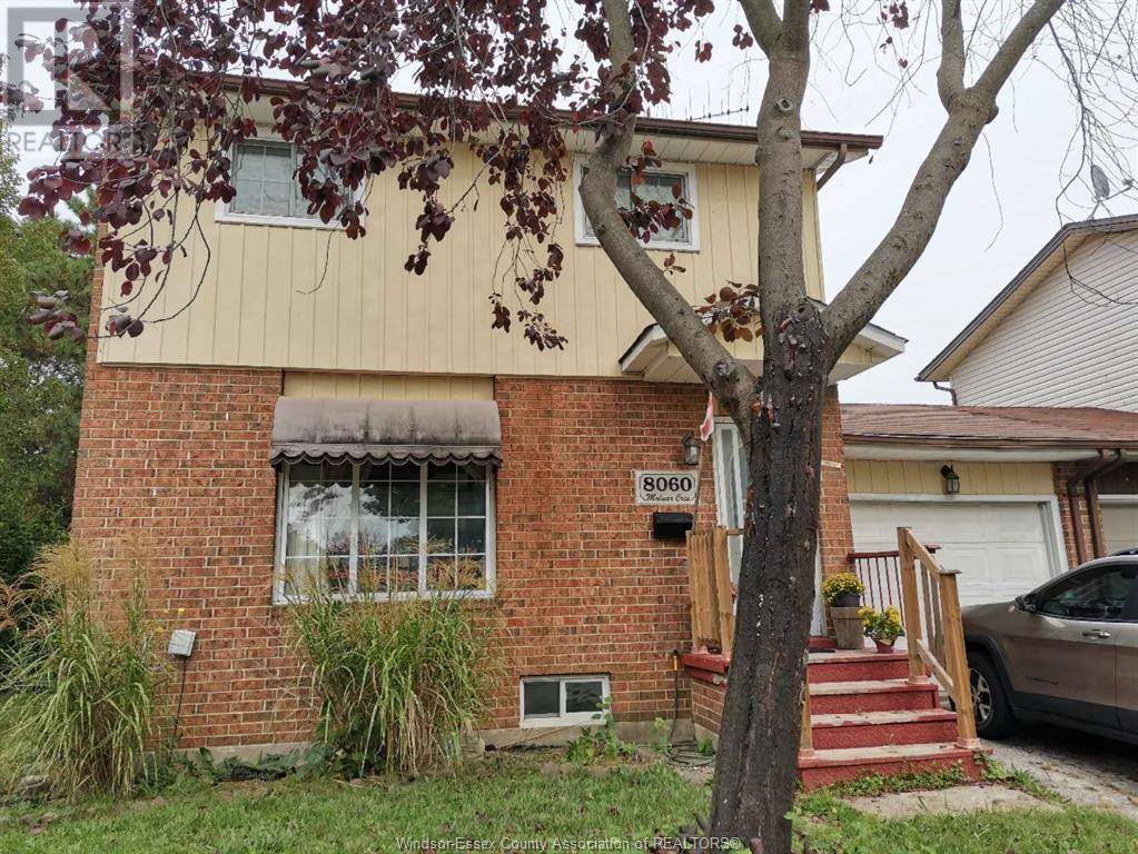 Windsor, ON N8R2A5,8060 Molnar CRESCENT