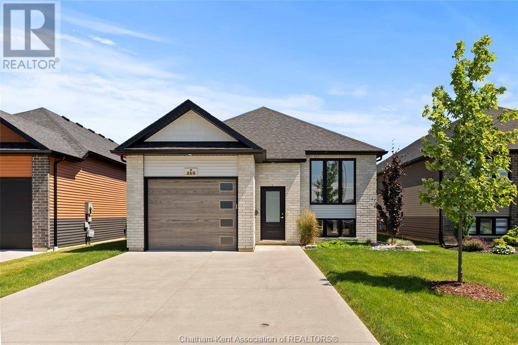 Chatham, ON N7M0S1,268 Moonstone CRESCENT