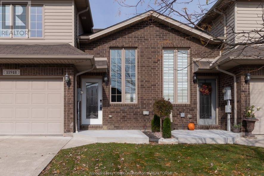 Windsor, ON N8P1Z6,11918 BOULDER CRESCENT