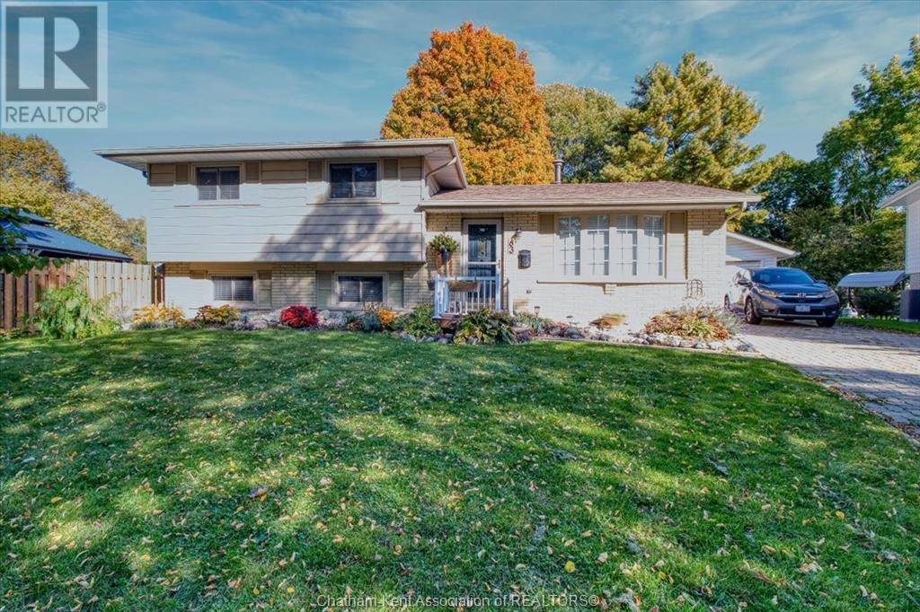 Chatham, ON N7L1H8,63 FINCH AVENUE