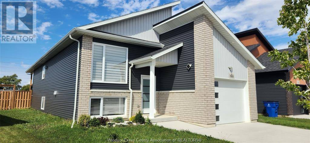 Chatham, ON N7M0S2,150 MOONSTONE CRESCENT