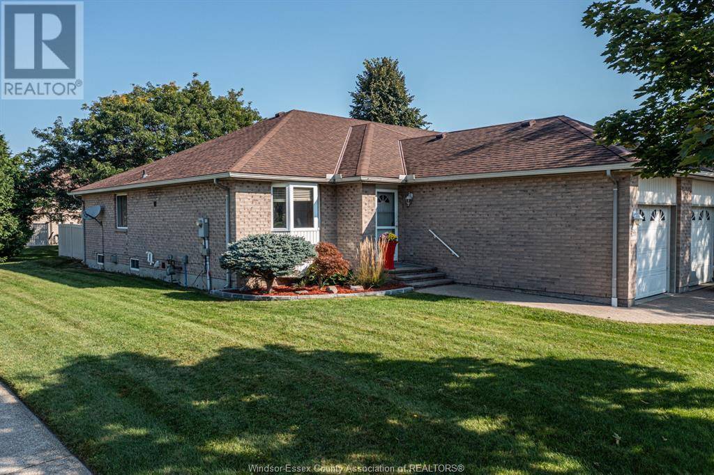 Windsor, ON N9G2W5,4596 GAPAM COURT