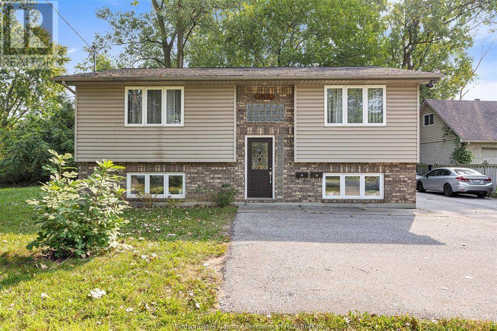 Windsor, ON N9C2A7,4851 MATCHETT #1