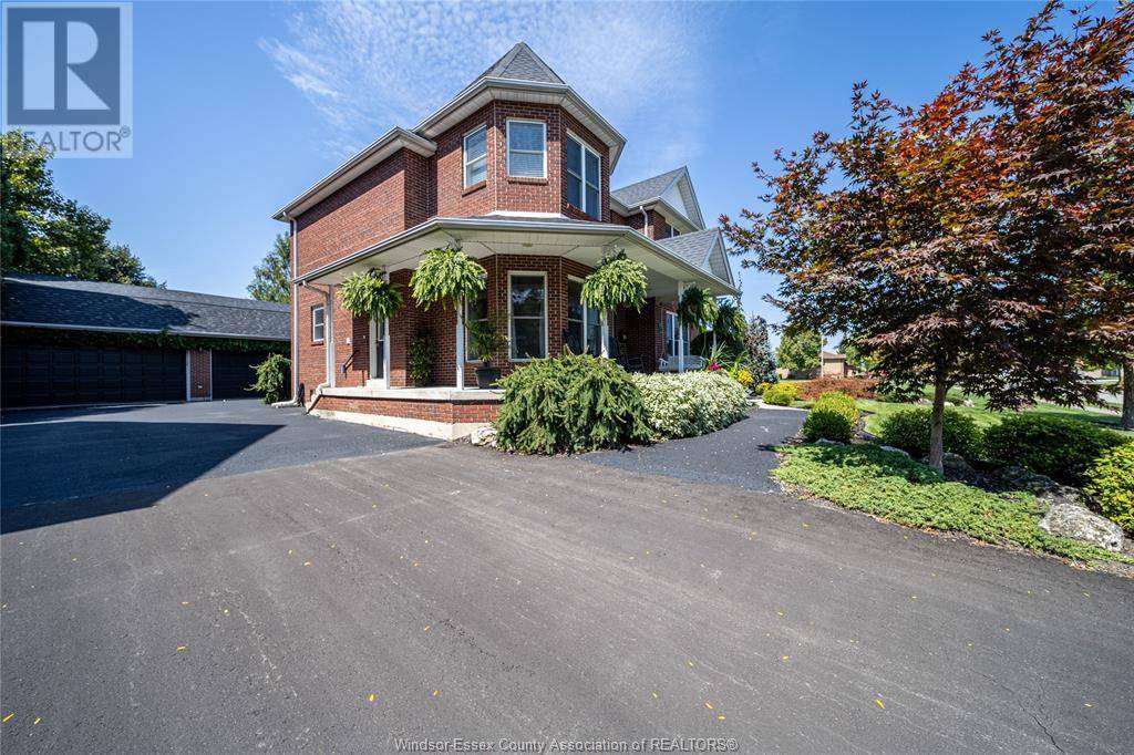 Windsor, ON N8P1K9,1255 LAKEVIEW