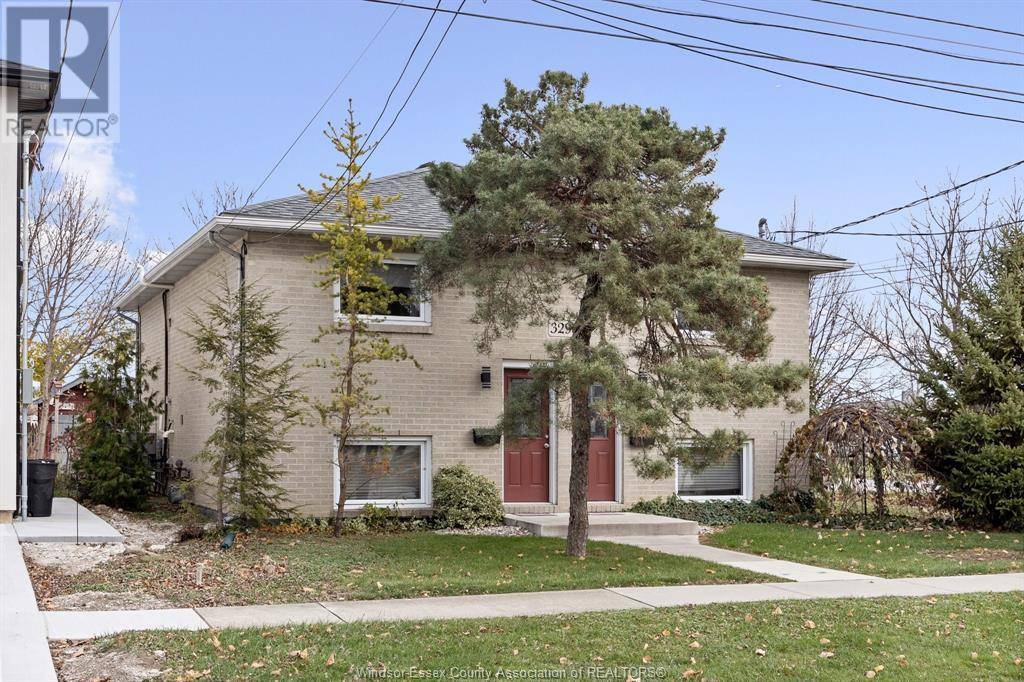 Windsor, ON N8W3T9,3296 RIBERDY