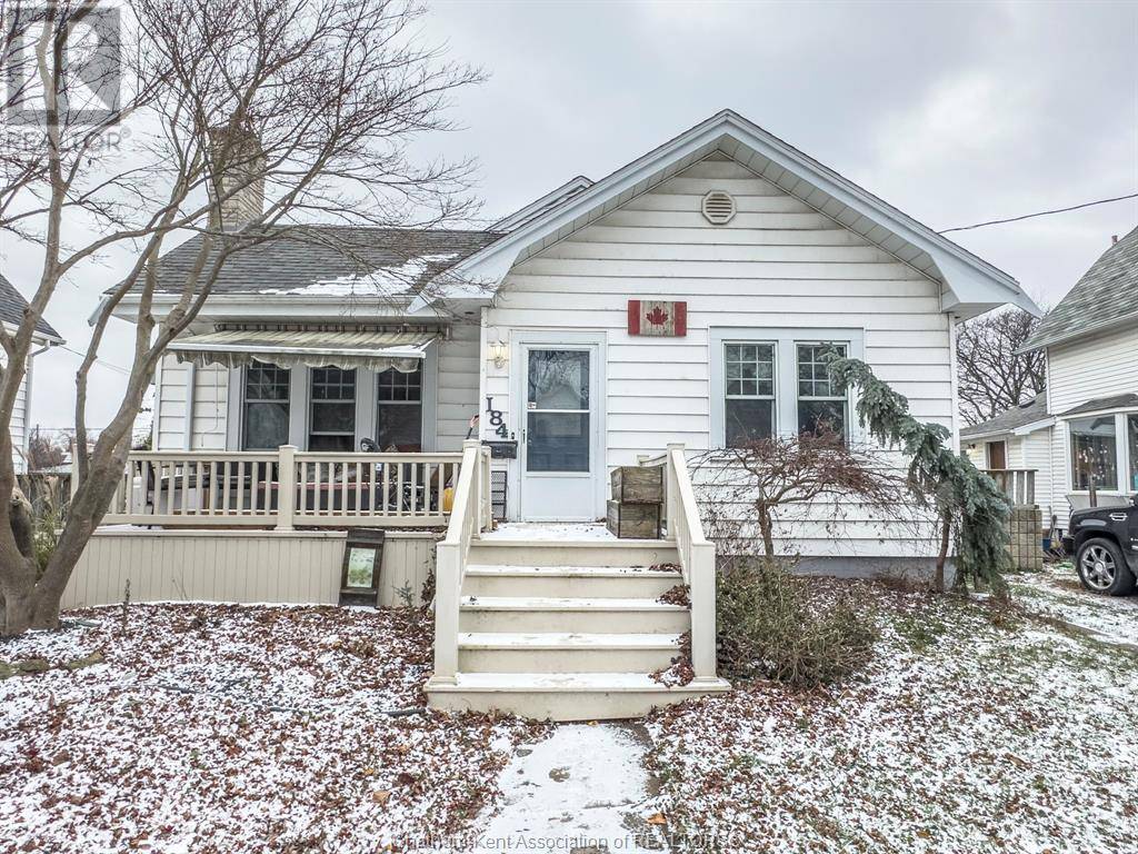 Chatham, ON N7L3H4,184 Joseph STREET