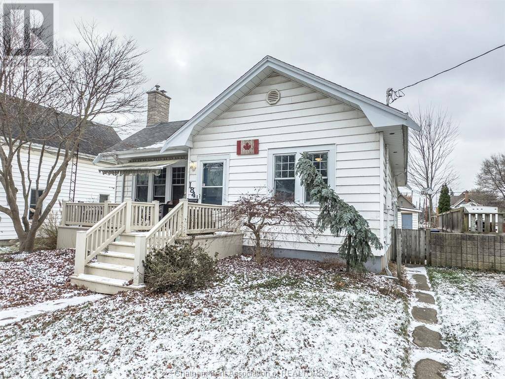 Chatham, ON N7L3H4,184 Joseph STREET