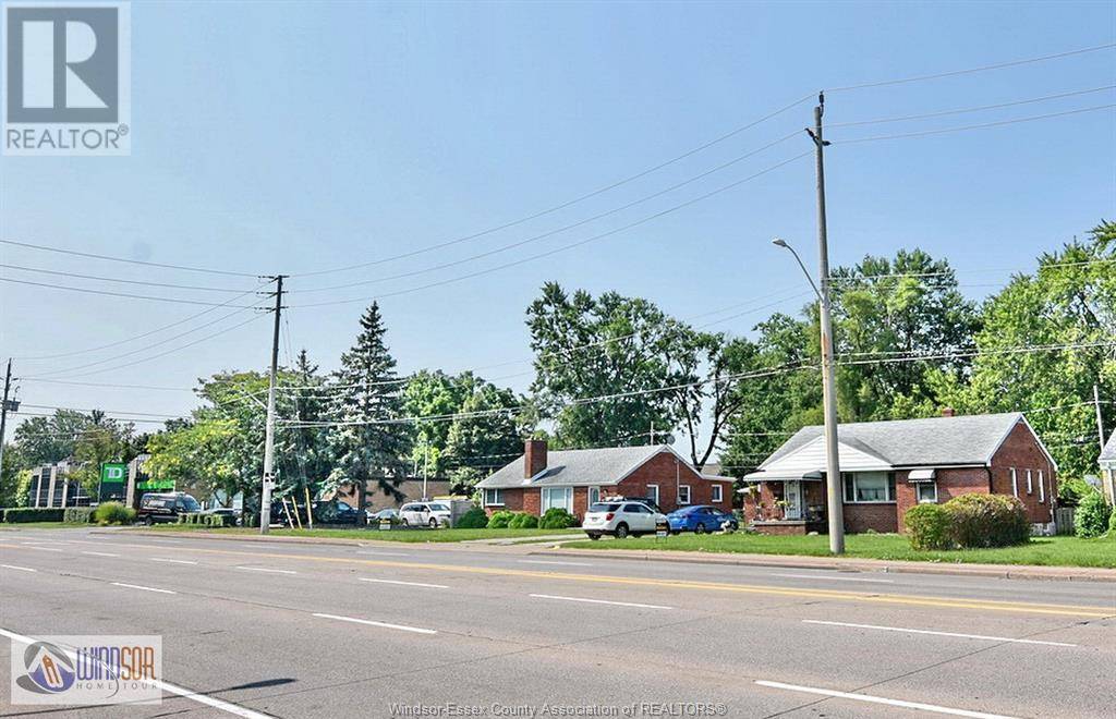 Windsor, ON N9E1S8,3265 DOUGALL AVENUE