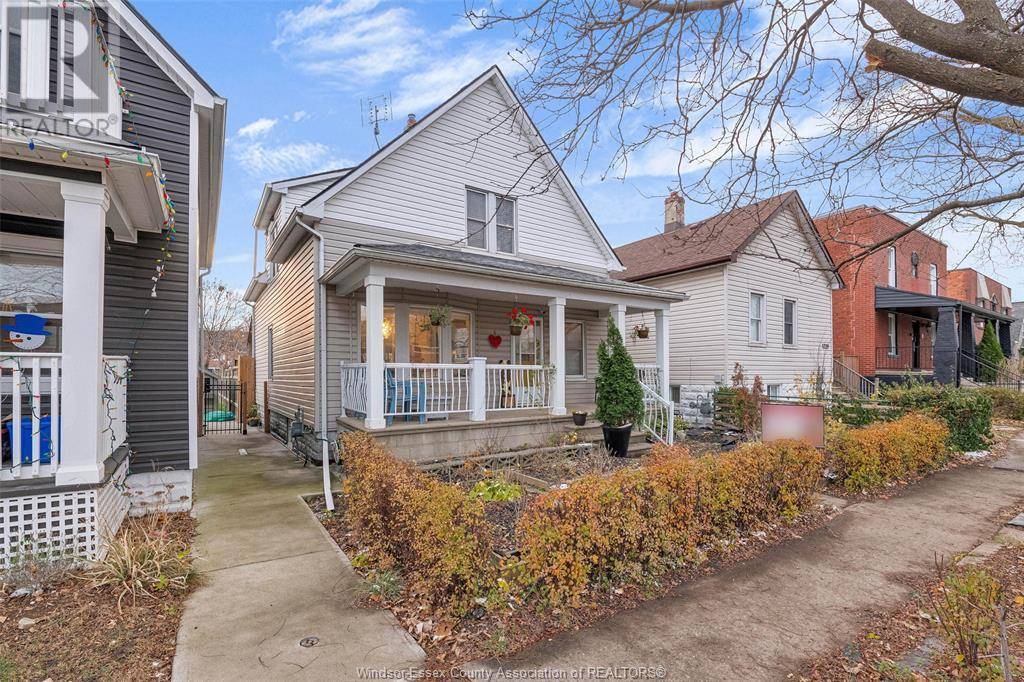 Windsor, ON N8X3M2,1231 MONMOUTH ROAD