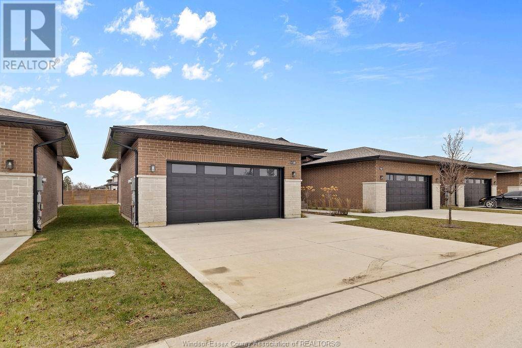 Windsor, ON N6E3N7,542 LILY MAC BOULEVARD