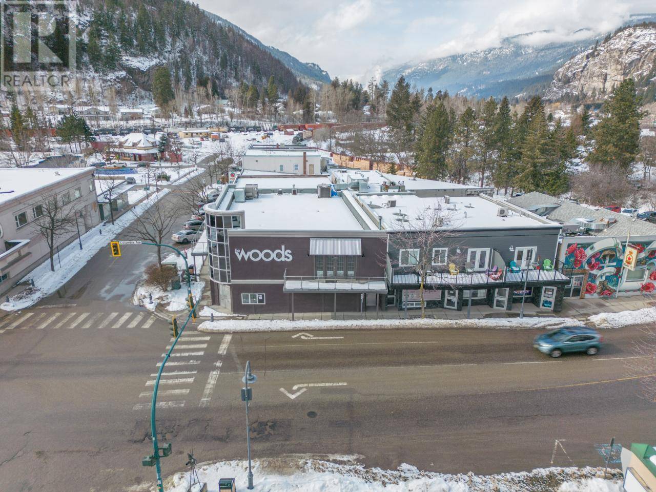 Castlegar, BC V1N1G4,292 COLUMBIA Avenue