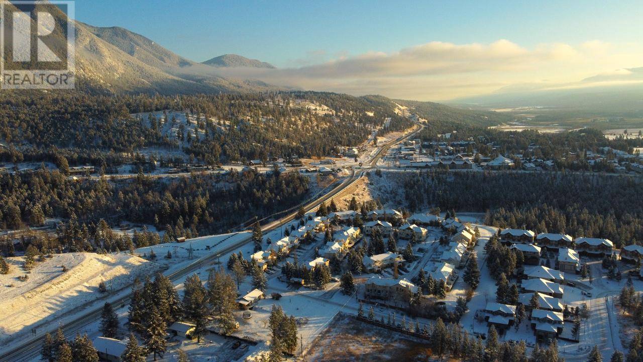 Radium Hot Springs, BC V0A1M0,4906 THOURET Road