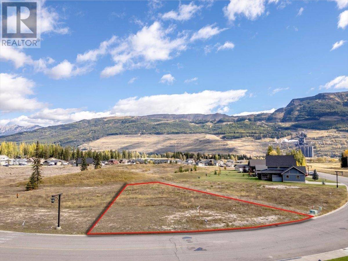 Sparwood, BC V0B2G2,2107 WHISKEY JACK Drive