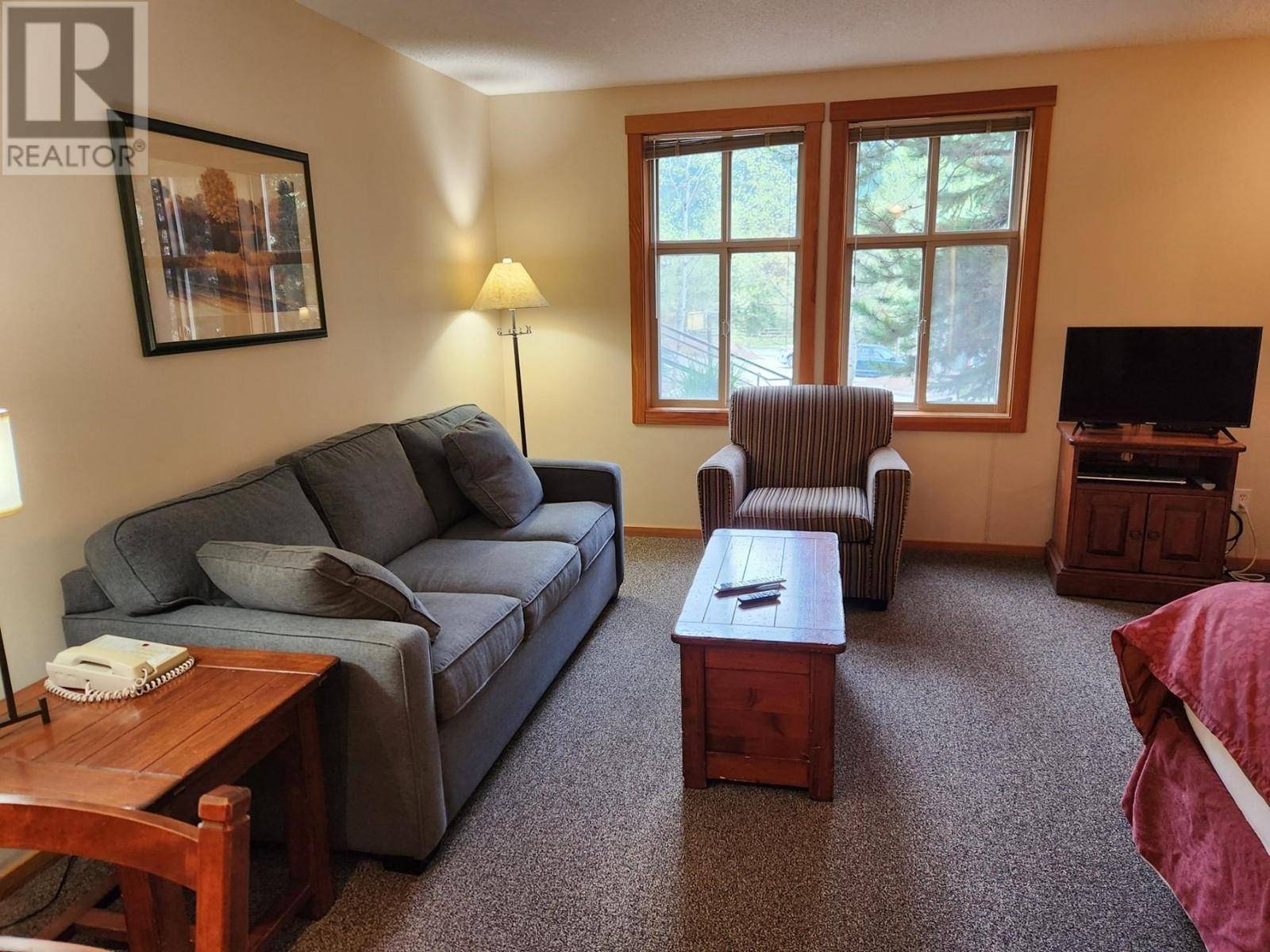 Panorama, BC V0A1T0,2060 SUMMIT DR #106