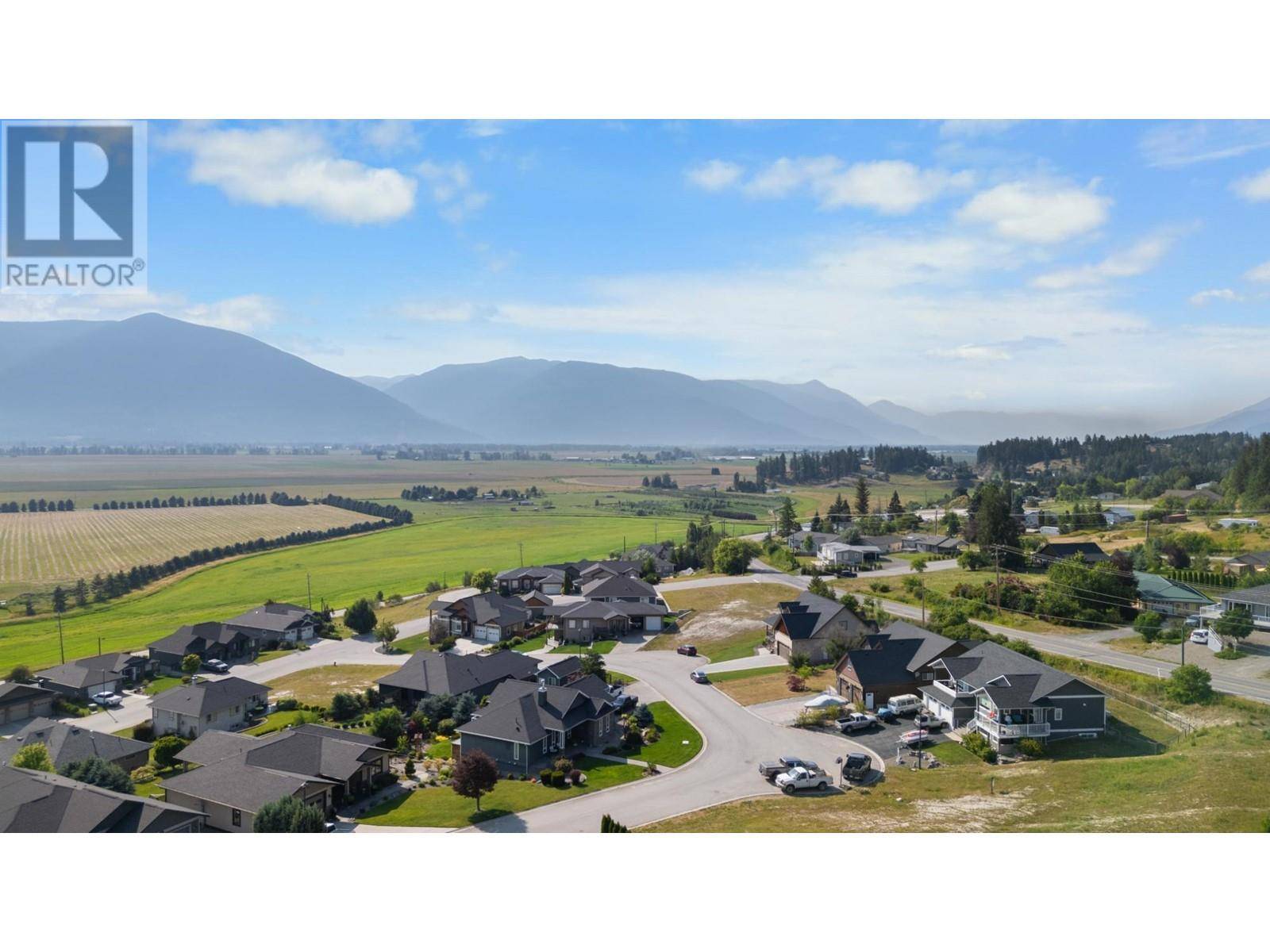 Creston, BC V0B1G3,1028 PURCELL Crescent