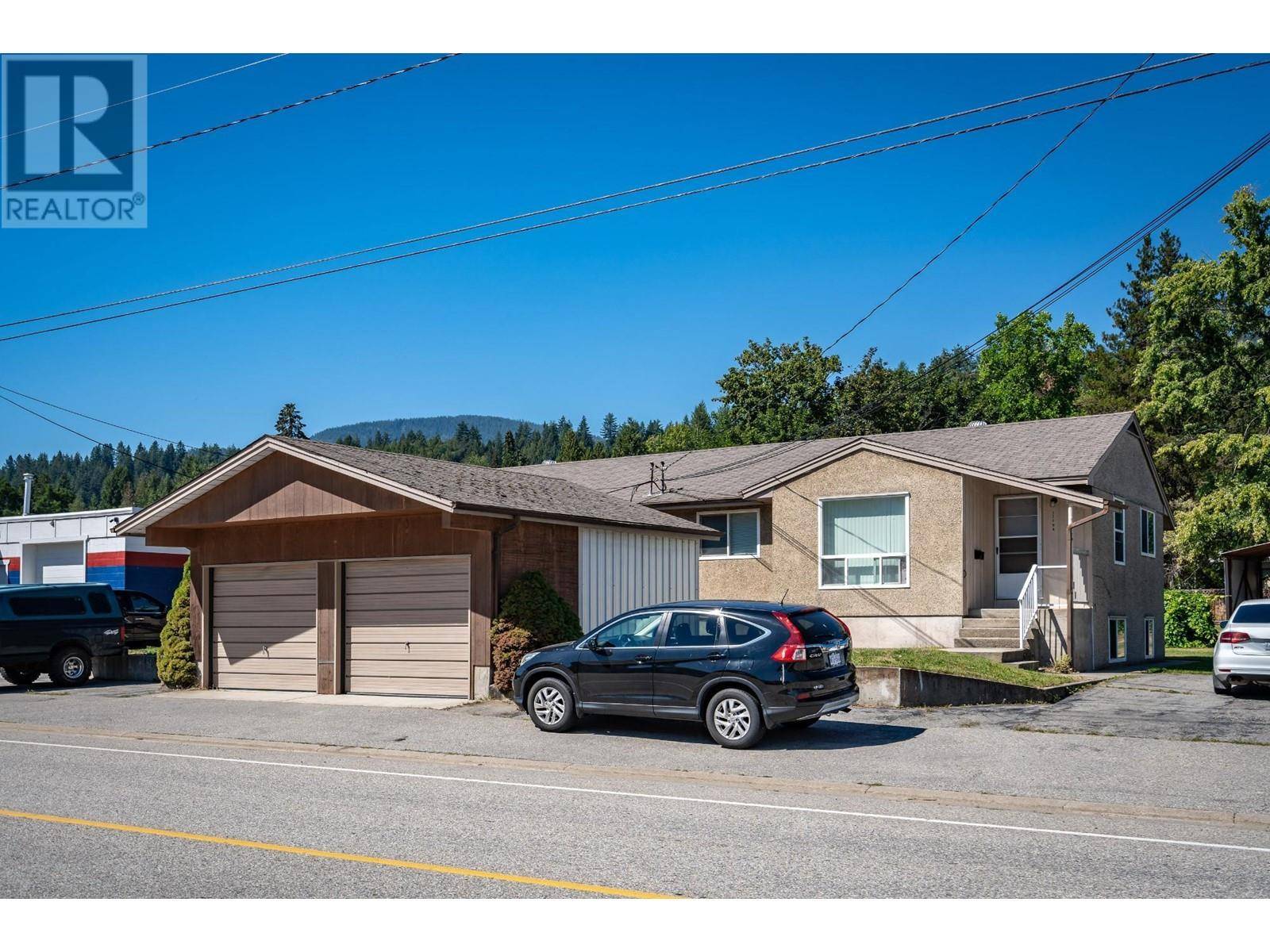 Castlegar, BC V1N2V9,2250 6TH Avenue