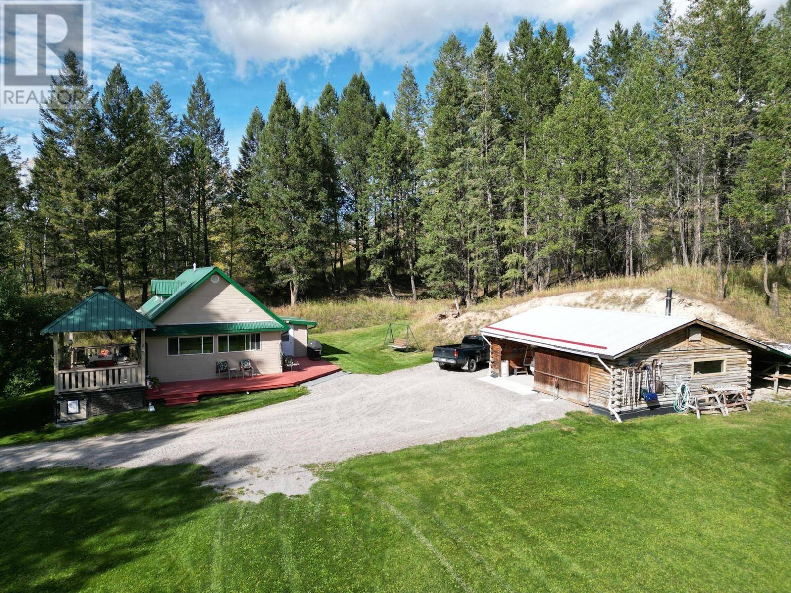 Edgewater, BC V0A1E0,5670 GLENMORE Drive
