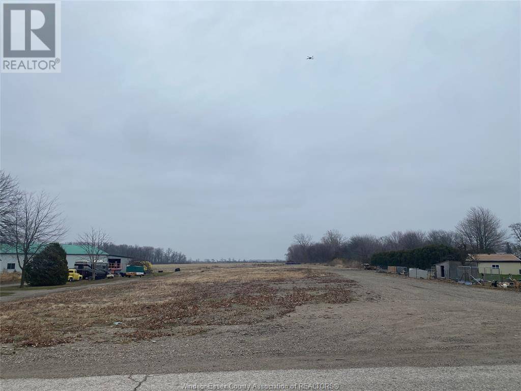 Chatham-kent, ON N0P1H0,21333 COATSWORTH ROAD