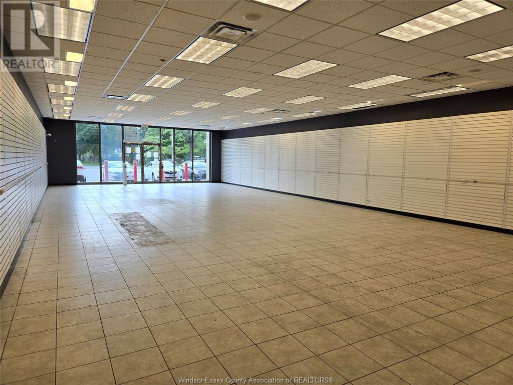 Windsor, ON N8X2E9,1640 HURON CHURCH RD #A010020A