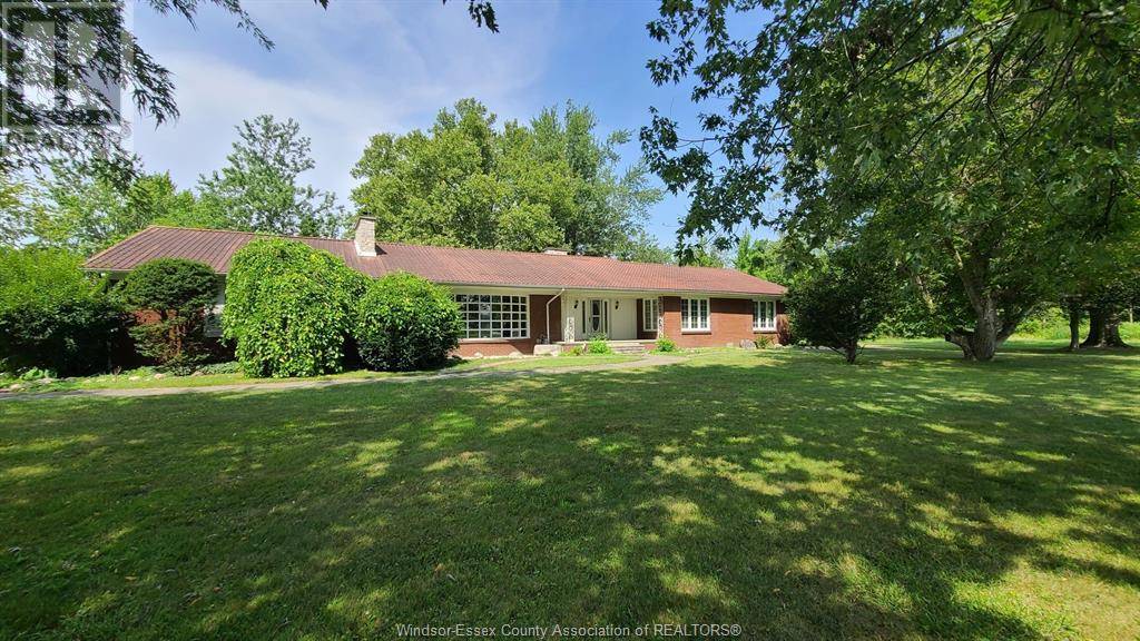 Essex, ON N8M2X5,299 GOSFIELD TOWNLINE