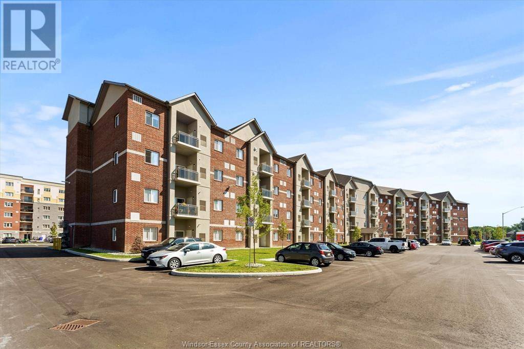 Lasalle, ON N9H0M1,1888 WESTVIEW PARK BLVD #418