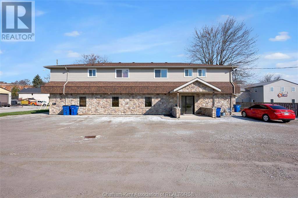 Chatham, ON N7M4T2,255A William STREET South