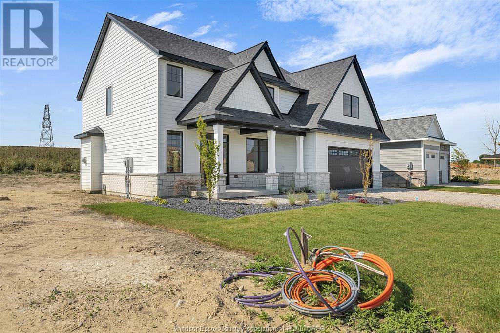 Essex, ON N8M0C5,261 CHARLES STREET