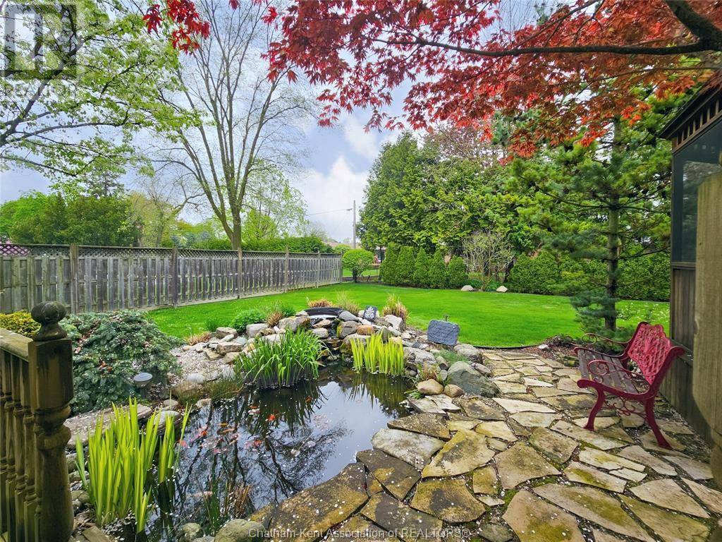 Chatham-kent, ON N7M5J4,85 LYNNWOOD DRIVE