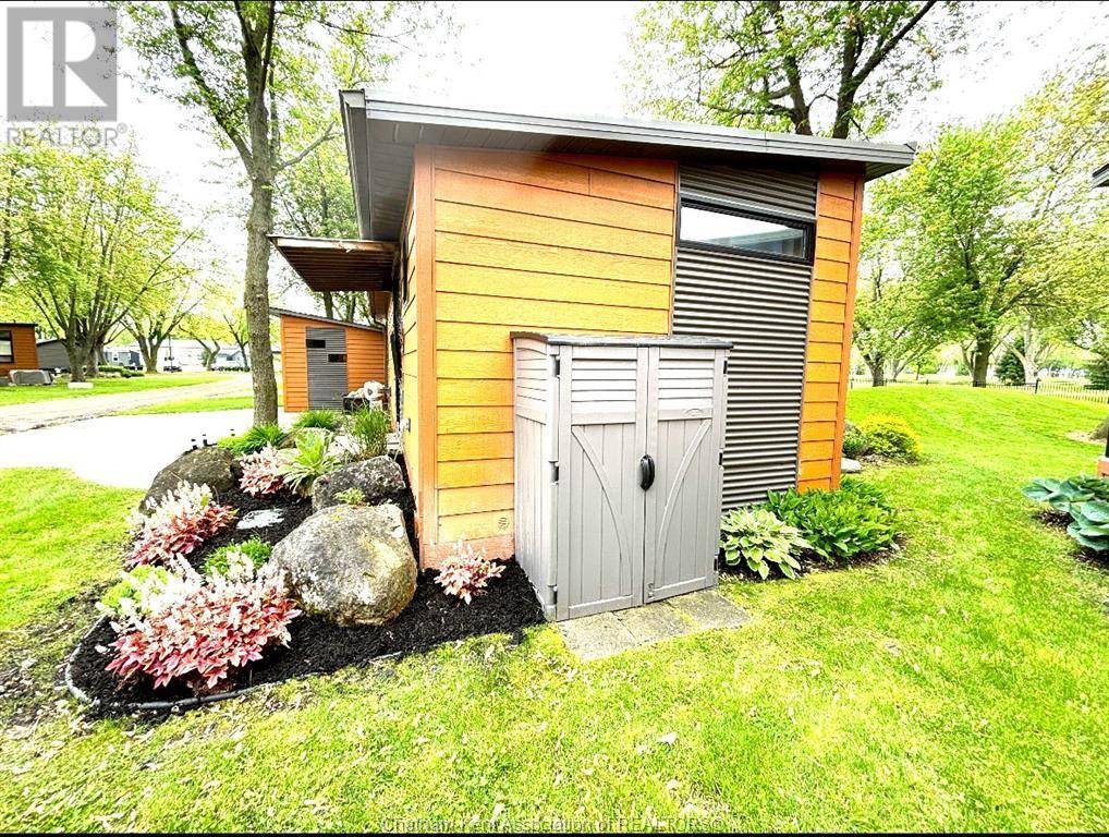 Lakeshore, ON N8L1B4,981 COUNTY RD 2 RD #707