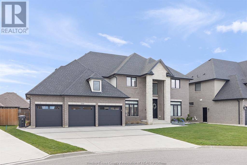 Lakeshore, ON N0R1A0,254 ARKONA COURT