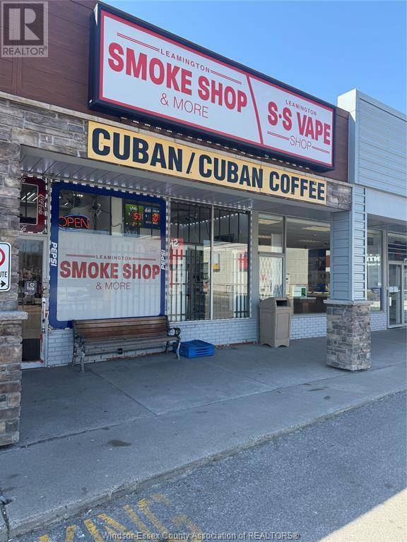 Leamington, ON N8H3C4,275 ERIE