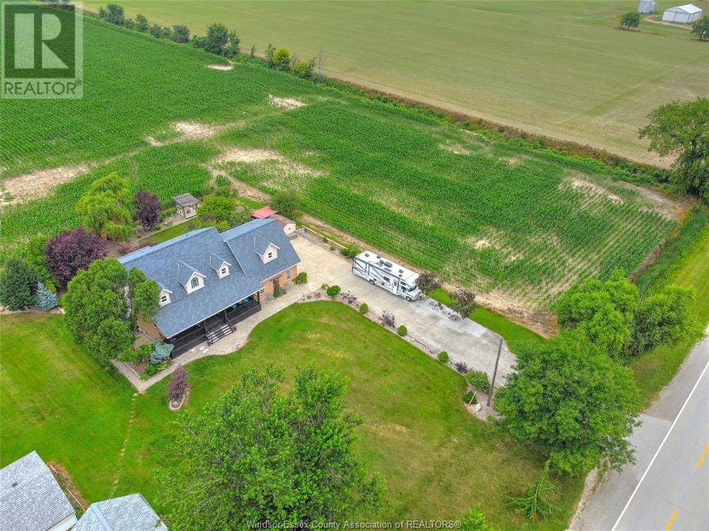 Kingsville, ON N0R1V0,323 COUNTY RD 27 East