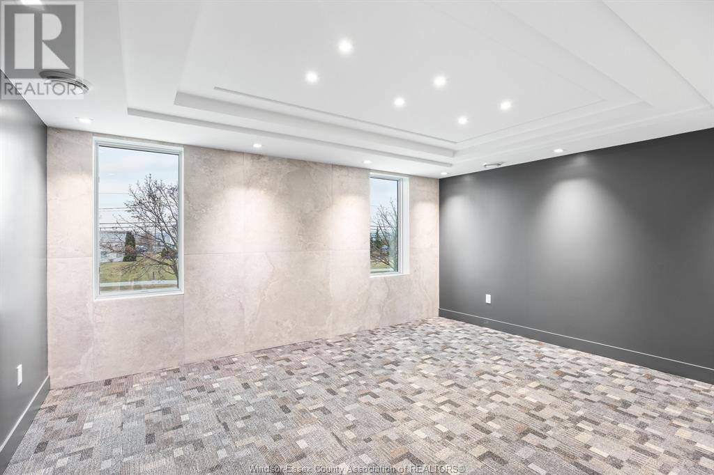 Windsor, ON N8W5K5,4510 RHODES #705