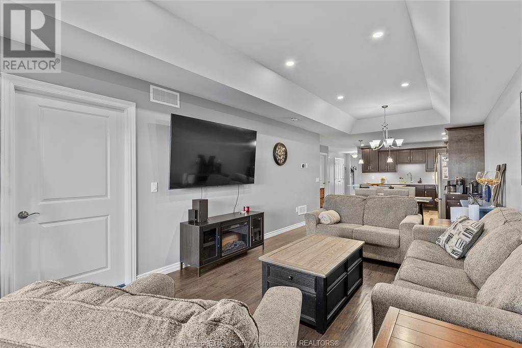 Amherstburg, ON N9V0E9,159 MEADOWVIEW AVENUE